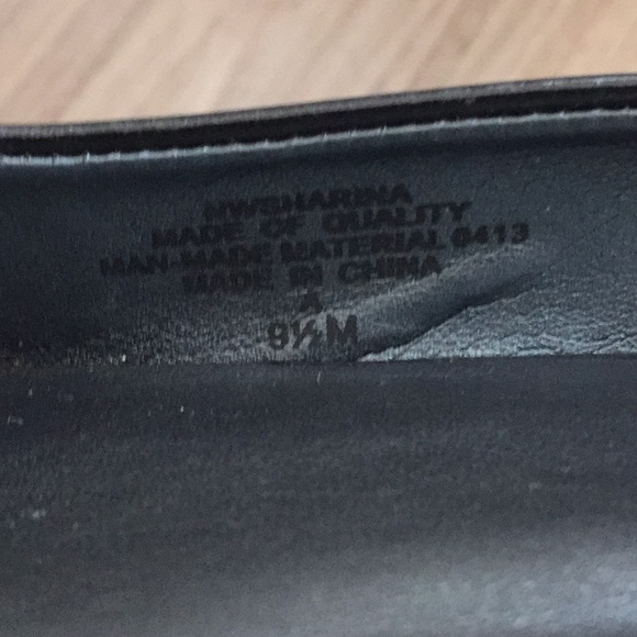 NWT(with box) Nine West black patent leather heels - Picture 7 of 8